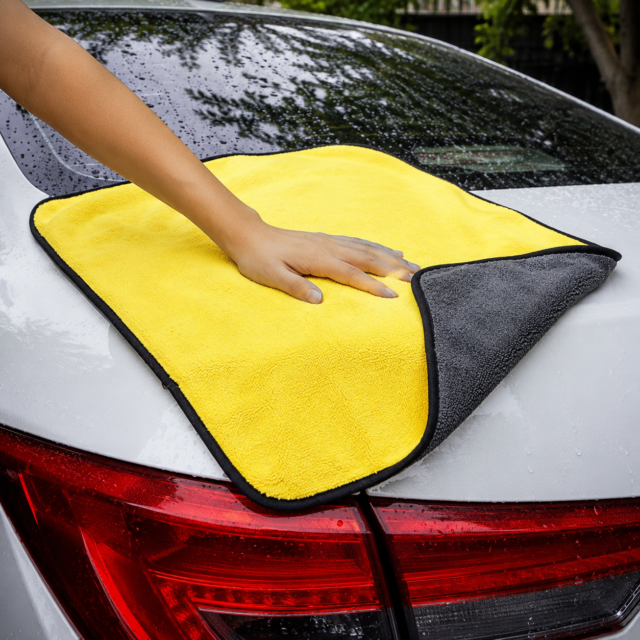 Double-Sided Microfiber Car Drying Towel – Ultra Absorbent Wash & Detailing Cloth